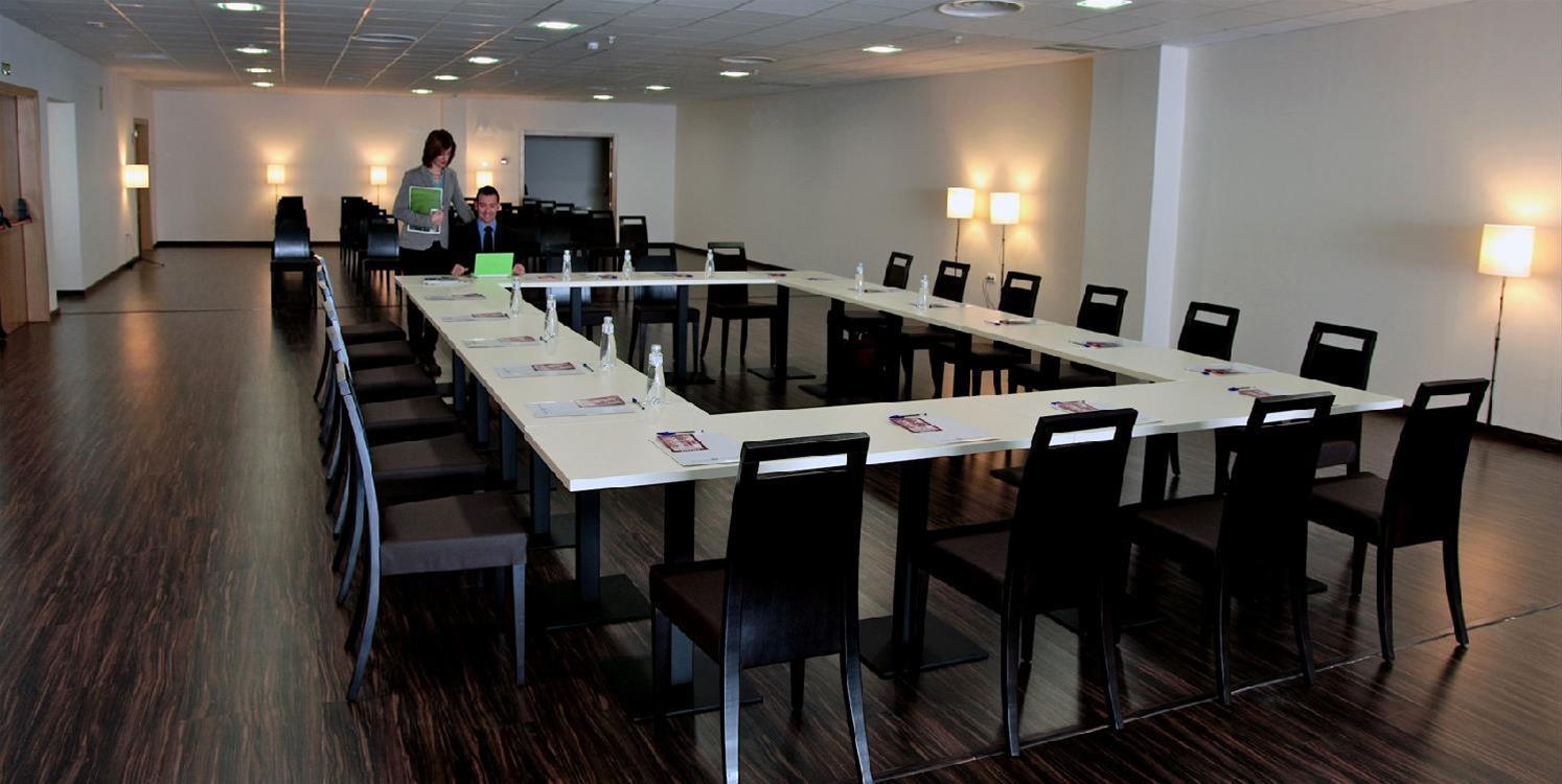 Hotel Balneario De Lanjaron Business photo